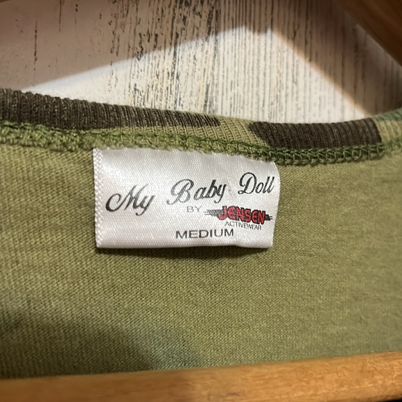 Z3 Vintage camo crop top t-shirt Ted Nugent My baby dolls tee medium med M - Picture 3 of 6